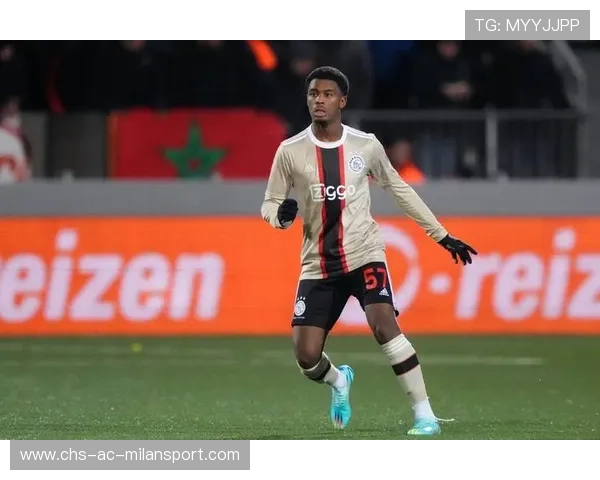 阿贾克斯决定将进攻端的传球节奏标准化为训练指标 阿贾克斯决定将进攻端的传球节奏标准化为训练指标