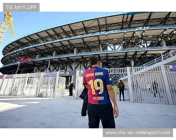 巴萨连续逼抢夺回球权,进攻再次起势,巴萨踢球 巴萨连续逼抢夺回球权,进攻再次起势,巴萨踢球